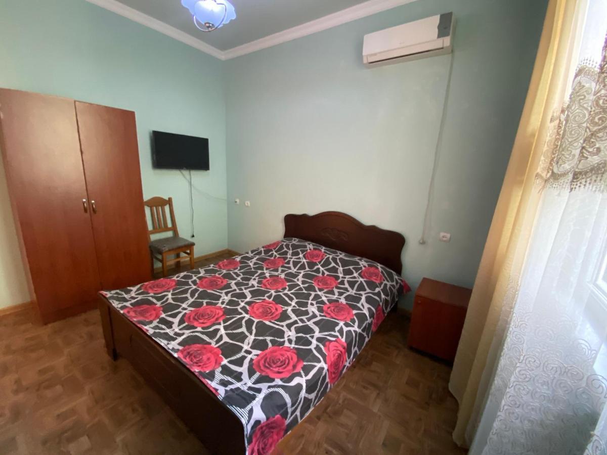 Hotel Beliy Dom Kvariati Exteriér fotografie