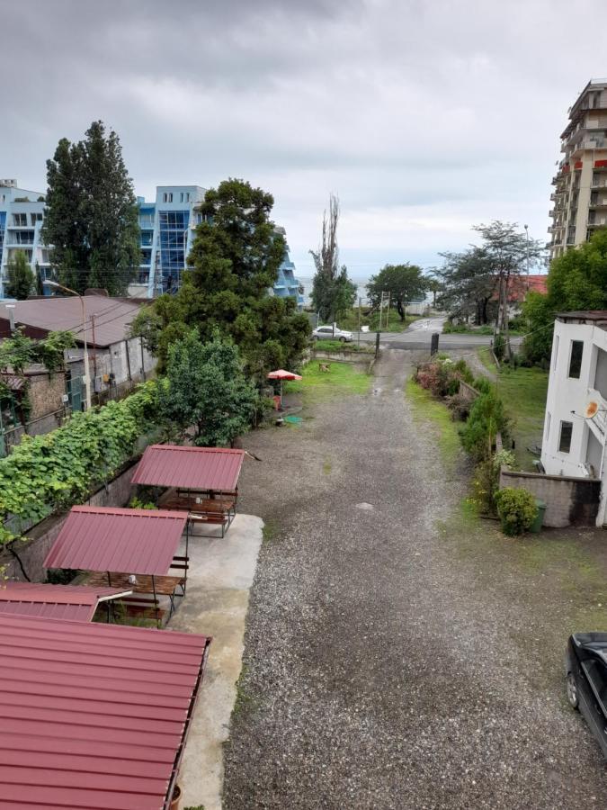 Hotel Beliy Dom Kvariati Exteriér fotografie